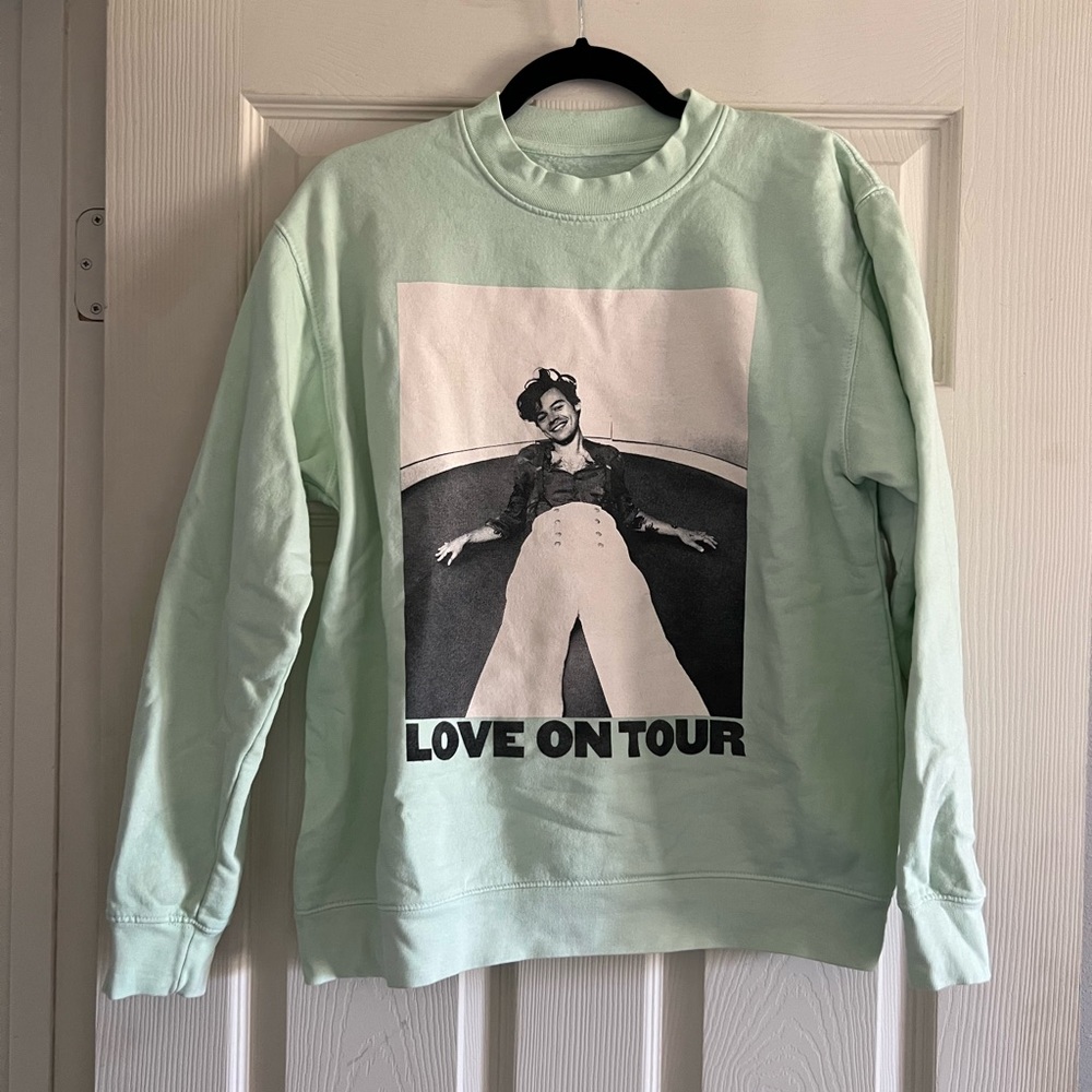 Harry Styles Love on Tour Official Merch crewneck